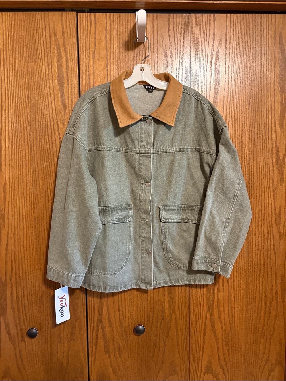 Women's Olive Barn Jacket with Tan Collar